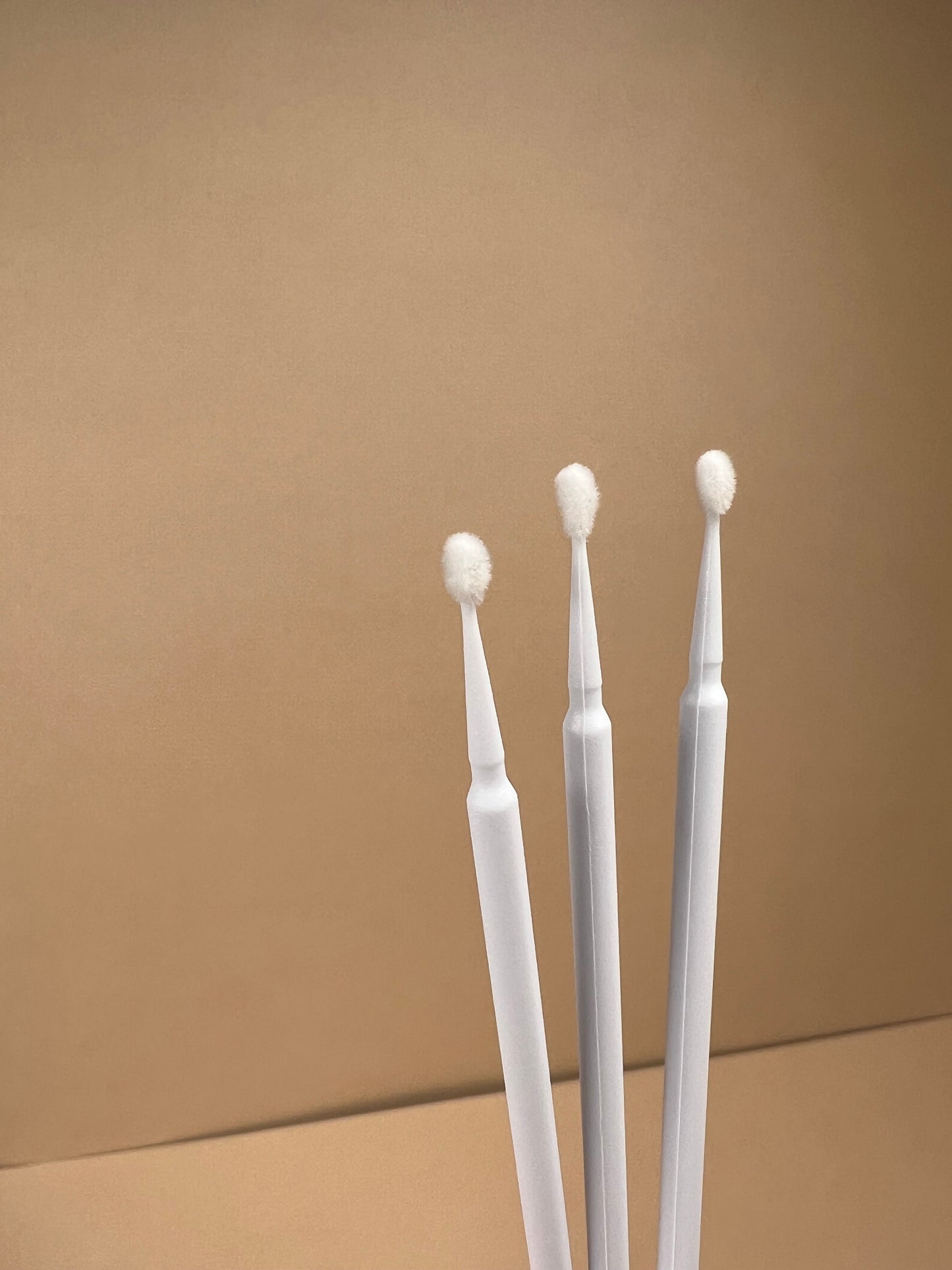 White Microswabs