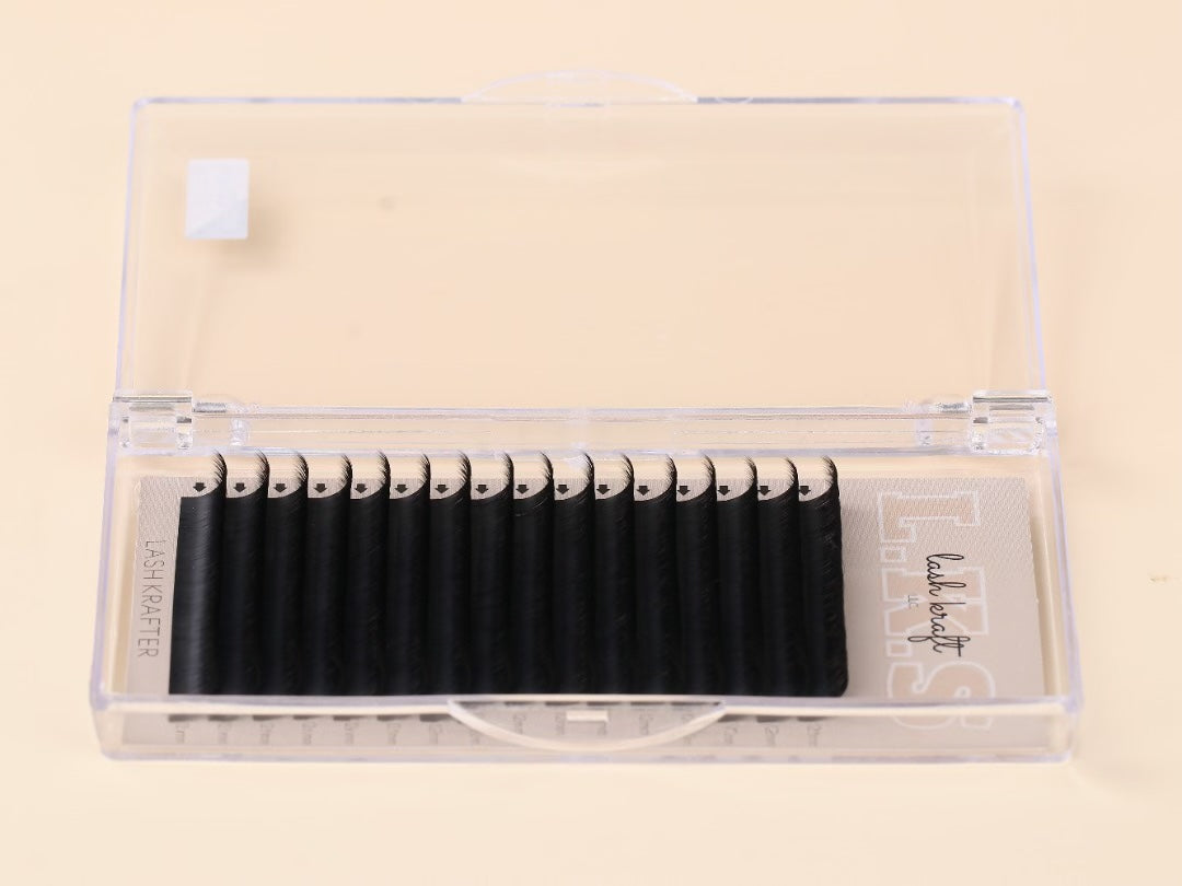 fast fanning matte black - volume lashes .03 single length